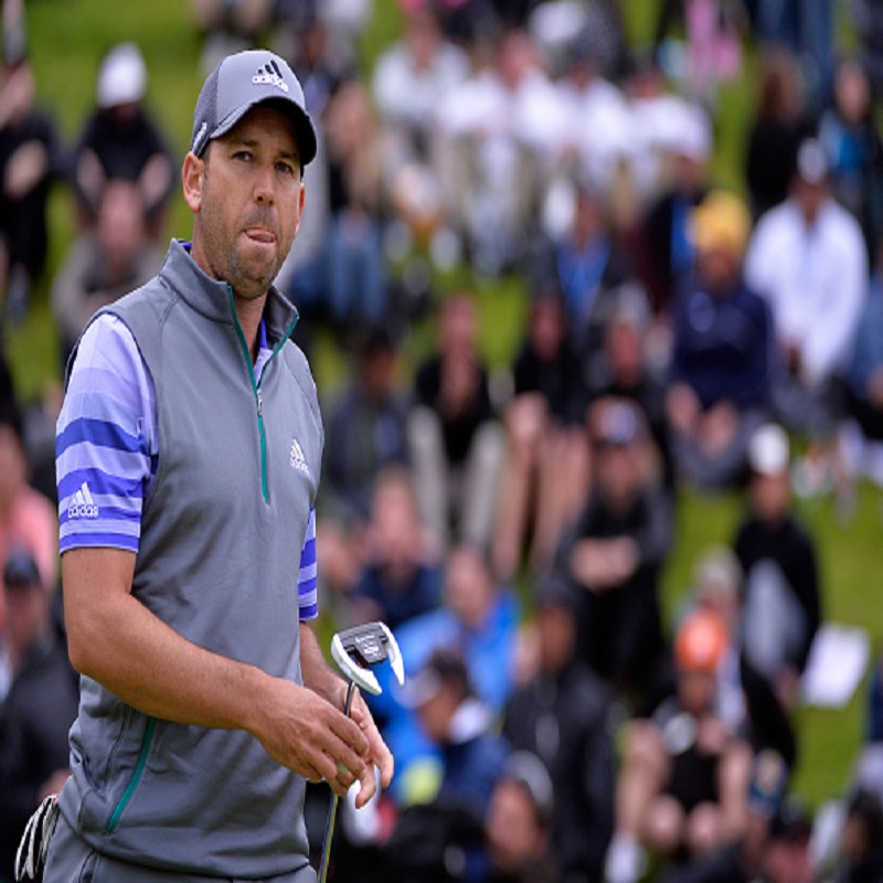 Retief Goosen Takes the Lead at Riviera | Food World News