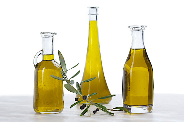 Drinking a Shot of Olive Oil a Day Can Actually Lengthen