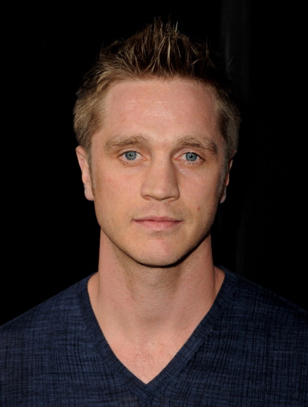 Devon Sawa Wife Dawni Is Pregnant, ‘Little Giants’ Actor You Had A ...