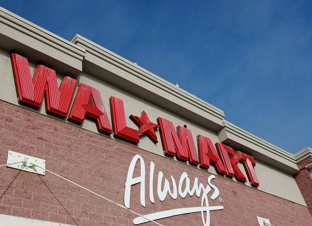Wal-Mart Cuts 4th Quarter Outlook After Lower December Earnings