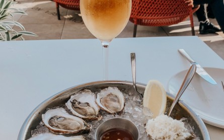 ‘Umami Synergy’ Is Found To Be The Reason For Oysters And Champagne’s Perfect Pairing
