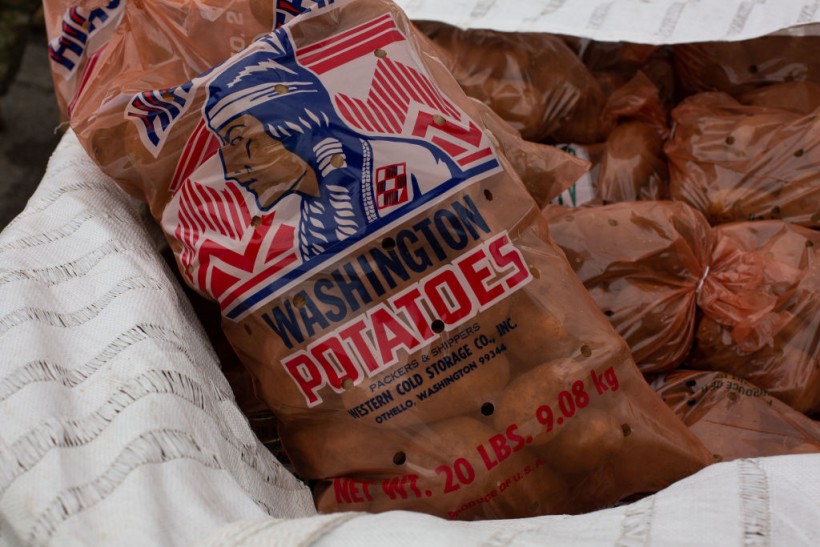 True or False: Storing Baked Potato with an Aluminum Foil is Safe