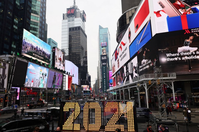 Here’s What the New Year’s Eve Table Look Like from Around the World