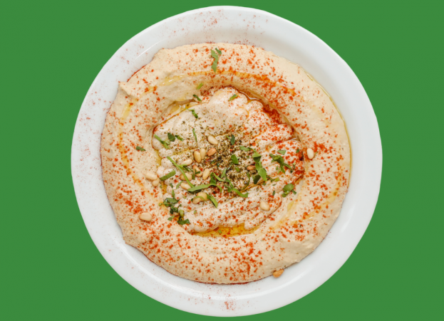 Hummus in bowl.