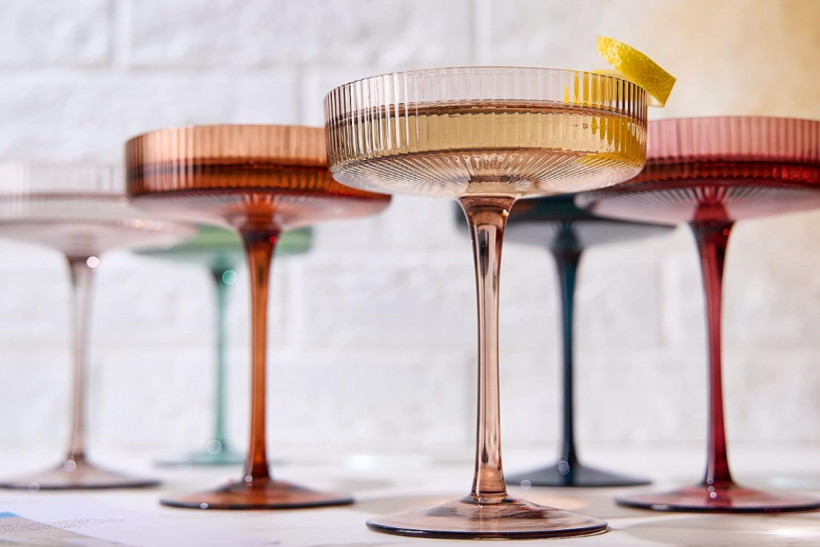 Vintage Art Deco Coupe Glasses.