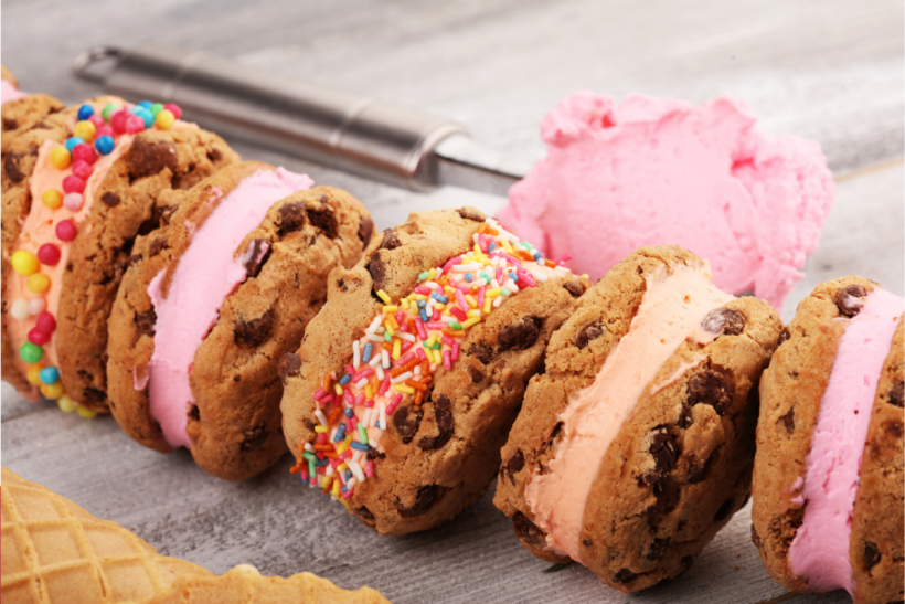 Ice cream sandwiches with a variety of fillings and toppings.