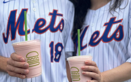 Darryl Strawberry x Shake Shack