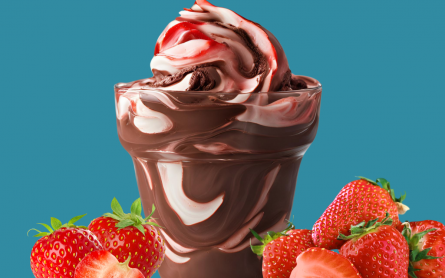 Costco fans are excited to have strawberry options for their sundaes once again.