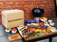 Reynolds Wrap® and ButcherBox collaborated to create a limited-edition BBQterie Kit, designed to help home cooks prep, grill and arrange delicious, barbecued food boards.